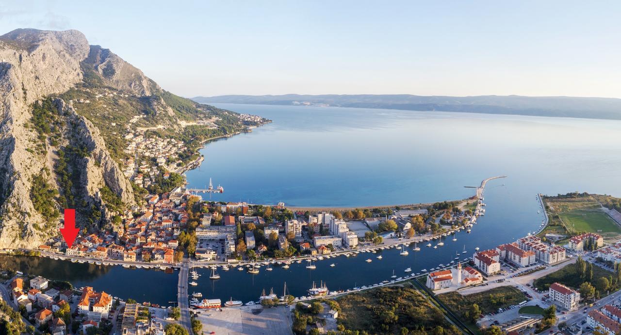 Apartment Mandic Omiš Exteriör bild